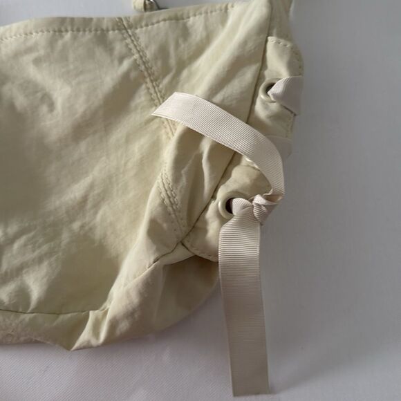 Puffer Crescent Purse American Eagle Mint - Picture 3 of 4